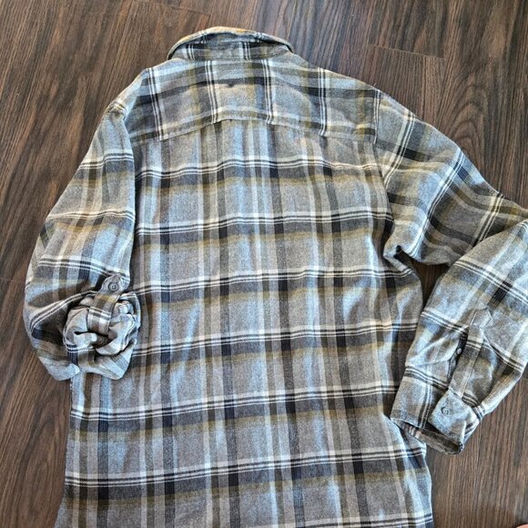 VINTAGE TAHOE Cotton/Poly Plaid Long-Sleeved w/ Tab Flannel Shirt NWOT/SIZE M - Picture 2 of 7